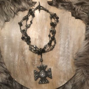 NEW!! Breathtaking Crystal Cross Necklace!!
